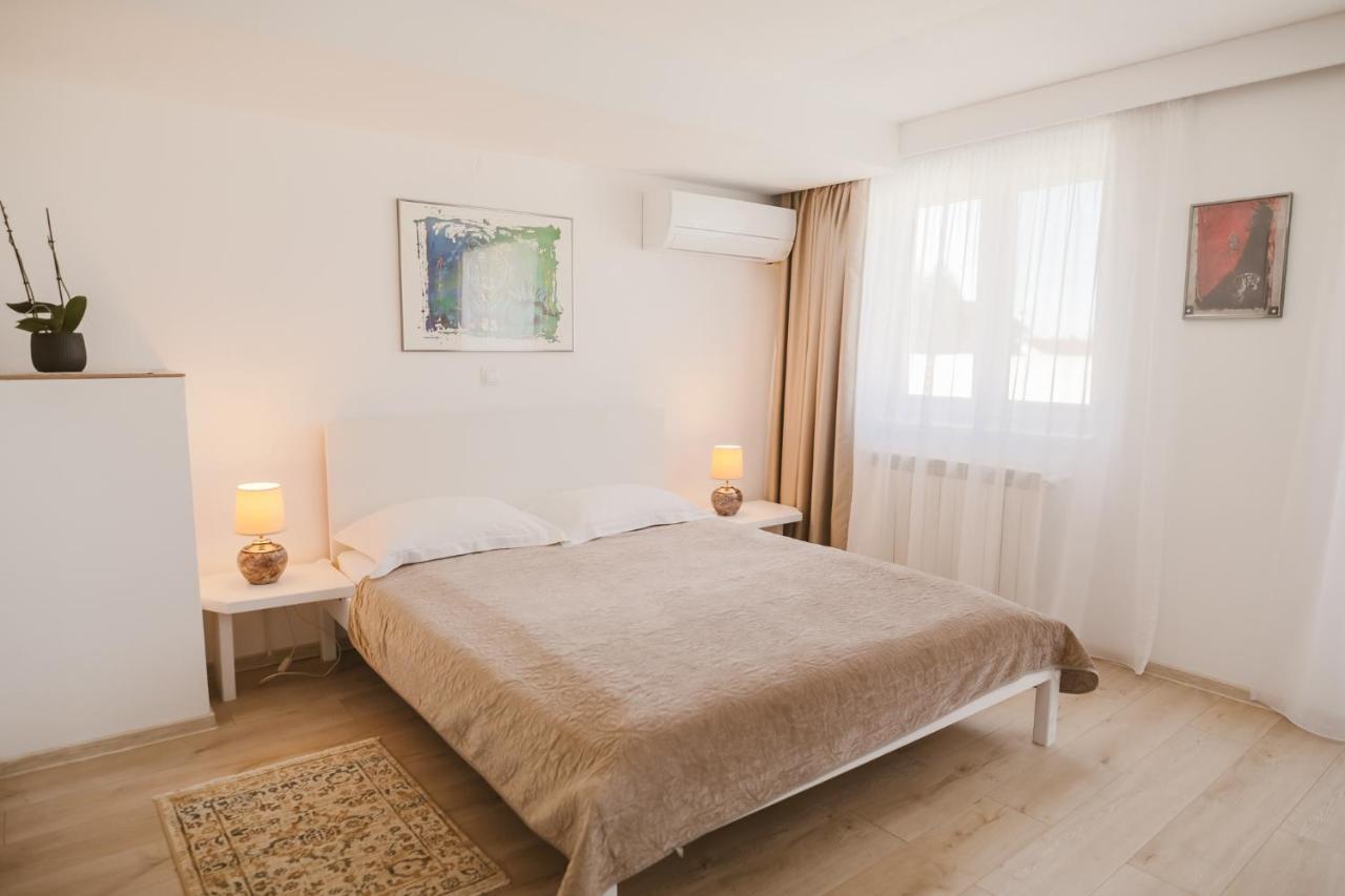 Villa Helvetia Târgu-Mureş Esterno foto