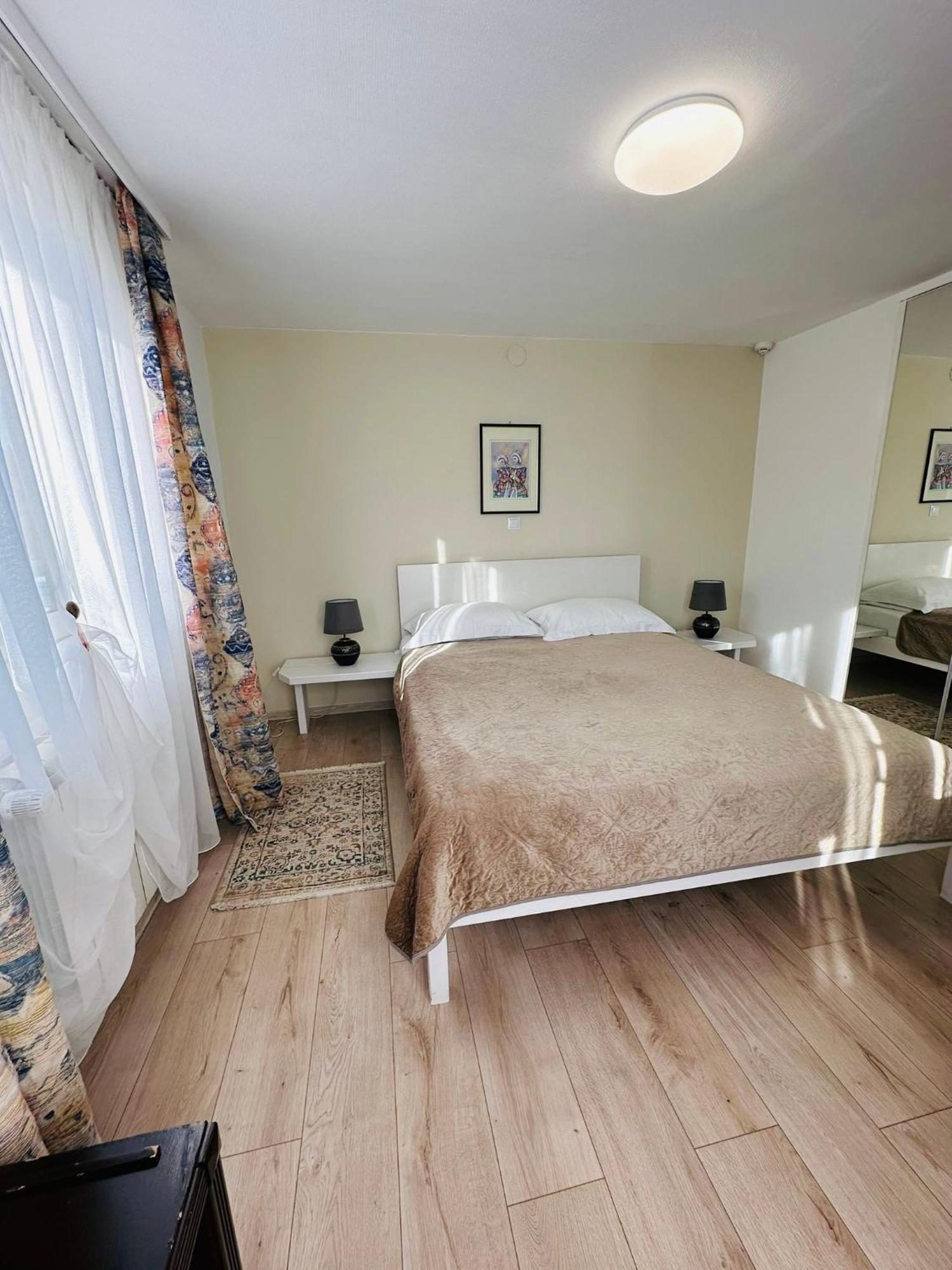 Villa Helvetia Târgu-Mureş Esterno foto